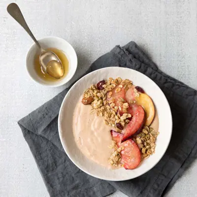 Peach Pie Smoothie Bowl