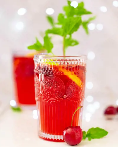 Chilean Cherry Gin Fizz